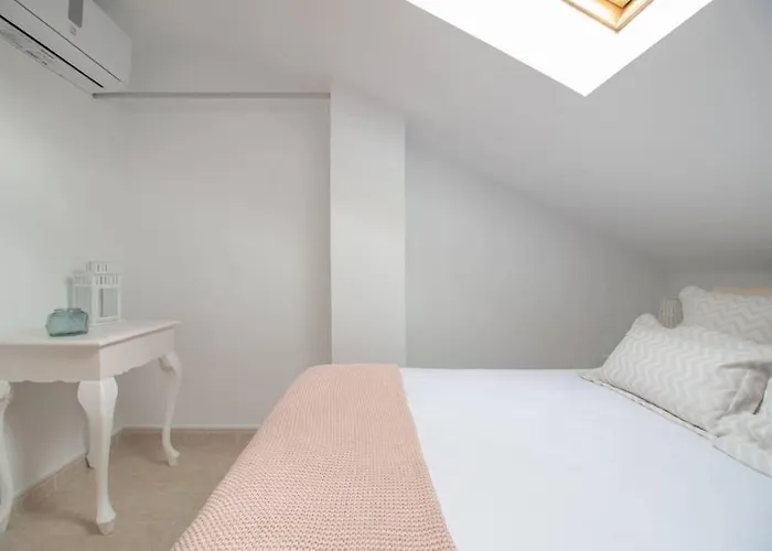 Fantastico Duplex En El Centro De Lägenhet Málaga
